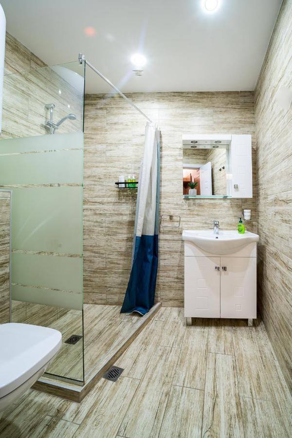 Colibri Central Apartment Варна Экстерьер фото